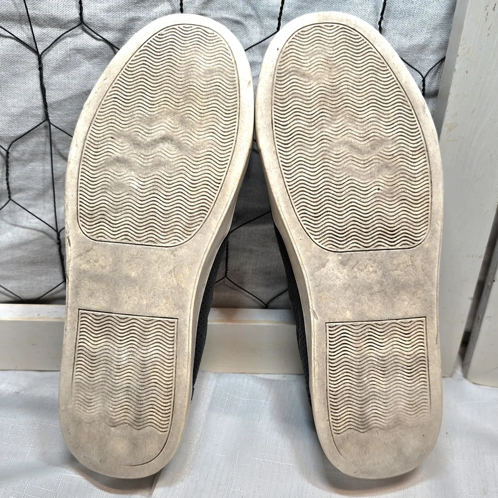Report Footwear Alexa Perforated Double Zip Slip-On Sneakers Grey Women's 6.5